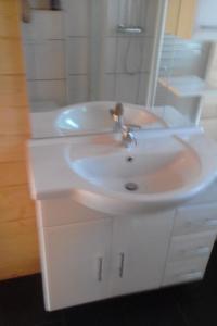 Holiday Home Blockhaus mit eigenem See by Interhome