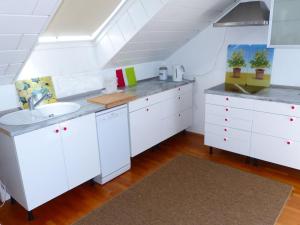 Apartment ApartmentmitAusblick by Interhome