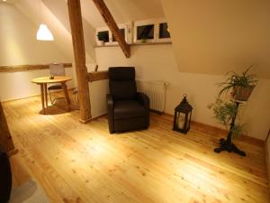 Apartment Studio-Appartement mit Bergblick by Interhome