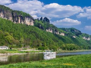 Apartment Bastei by Interhome