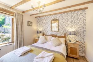 2 Bed in Whitby oc-w014