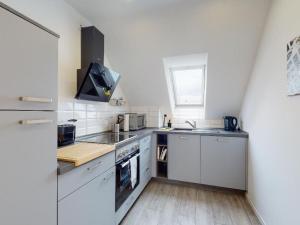 Apartment Urgemütliche Maisonnette Wohnung mit Klimaanlage by Interhome
