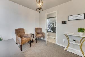 Private Yard • BBQ • Patio • Sleeps 8 • 4BR