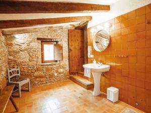 Holiday Home Casa Rural El Callís mit Bergblick by Interhome