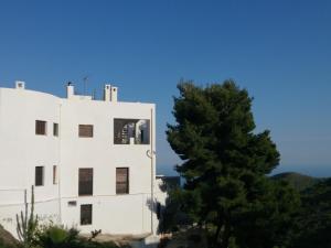 Holiday Home Berg- und Strandurlaub südlich von Granada by Interhome