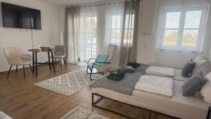 modern & spacious Apartments CarHandling Campus -Nähe Therme Erding -Messe München -Arena -free parking -Netflix -W-LAN