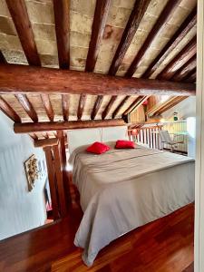 GuestHost - Elegant Apartment in Center of Padua