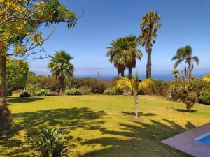 Holiday Home in El Sauzal mit Großem Pool und Meerblick by Interhome