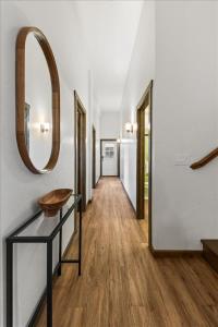 DeJa View - Lower Unit