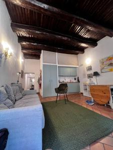 La casa di Licia a due passi da Piazza del Plebiscito