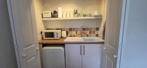 Cosy room, en-suite with kitchenette