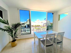 Apartment Appartement in Oasis Del Sur mit Beheiztem gemeinsamem Pool by Interhome