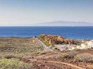 Apartment Appartement in Palm-Mar mit Großer Terrasse und Meerblick by Interhome