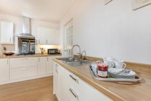 3 Bed in Combe Martin oc-s34377