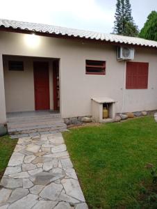 Casa com piscina nos Ingleses