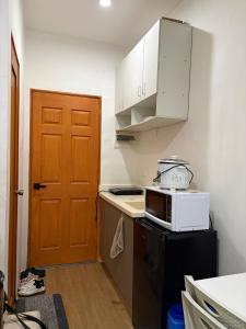 Fully furnished Studio type condo unit for rent