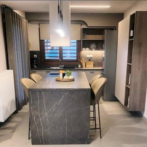 Αura Luxury Apartments