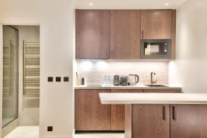 Sublime refurbished studio