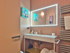 Homeby, Cinisca Suites