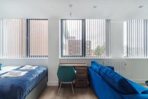 Stay Zeni, Alexandra Rise Manchester Sleek Studio