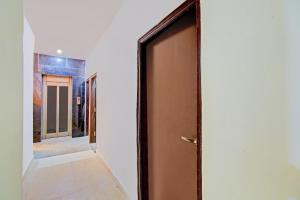 Hotel O Blue Moon Residency
