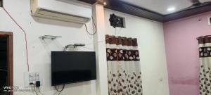 New Yanti Guest House
