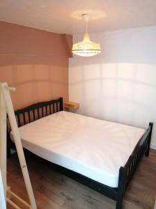 T2 au calme- Tram A - Aéroport - Hôpital Pellegrin - Bordeaux Centre