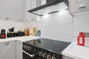 Large Studio at Nightingale Suites