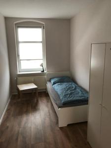 Arnold Apartments
