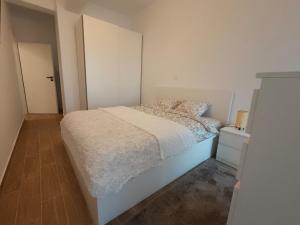 Modern Apartment in Otopeni Near Bucharest Airport