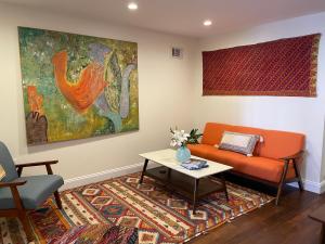 Enchanting Brownstone with a magical garden