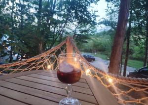 Pod - La Cocotte - on Campsite in Saint Robert, Camping Florecer