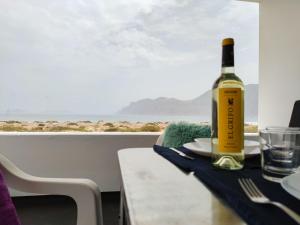 Holiday Home in Caleta De Famara mit Terrasse by Interhome