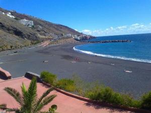 Apartment schöne Wohnung Radazul Meerblick by Interhome