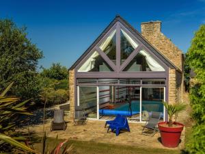 Holiday Home Villa Beheizter Innenpool 30 by Interhome