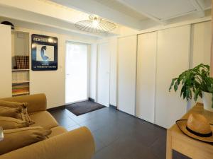 Holiday Home Villa Beheizter Innenpool 30 by Interhome