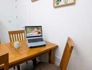 Contractor House, 4 Bed Ensuite, Near Stadium