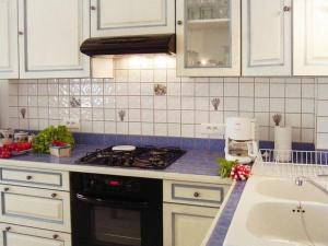 Apartment Morard - Bonnieux Appt Bleu Provence by Interhome