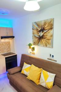 Apartment Studio mit beheiztem Pool by Interhome