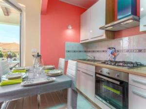 Apartment mit Terrasse by Interhome