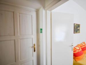 Apartment Mira A2 mit Balkon by Interhome