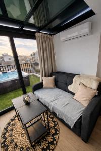 Athens Center Apartment with Private Jacuzzi