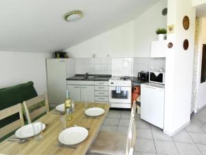 Apartment APP EVA by Interhome