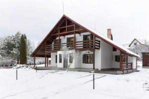 Heritage Villa Predelut - Fireplace & Baby Crib