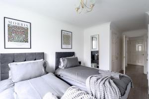 Luxurious Contractor Friendly 2 bed in Croydon