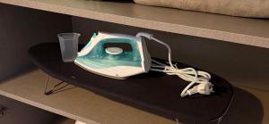 Heel Appartement 90m2 met 2 slaapkamers woonkamer Keuken badkamer privé garage