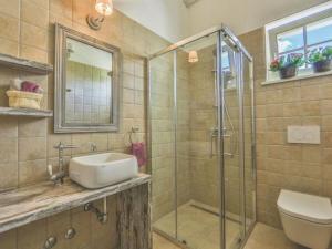 Holiday Home mit Whirlpool und Sauna by Interhome