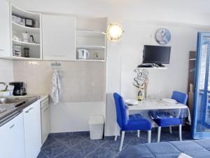 Apartment Studio TONI by Interhome