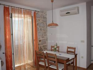 Apartment Appartament Nirvana by Interhome