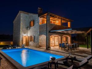 Holiday Home Villa Mani by Interhome